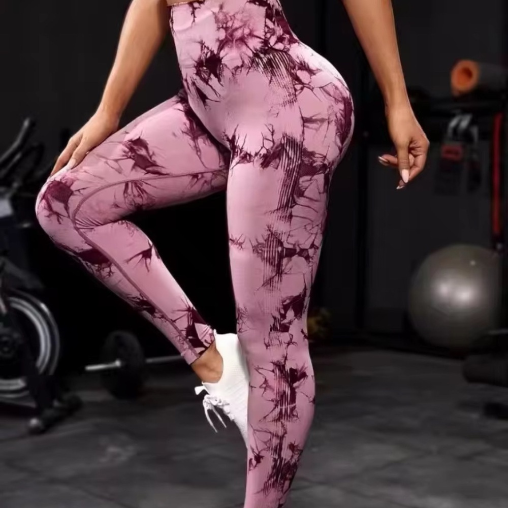 Stylish Pink Tie-Dye Women's Leggings